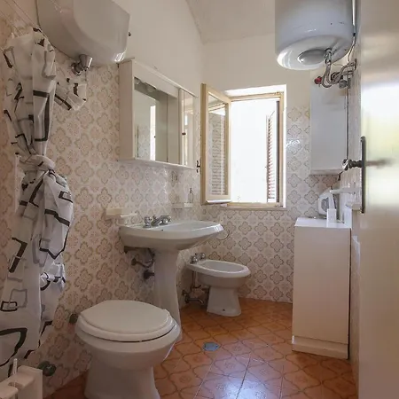 4 Bedroom Cozy In Hébergement de vacances