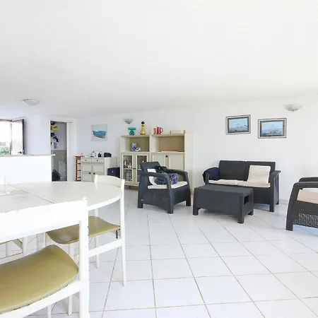 4 Bedroom Cozy In *