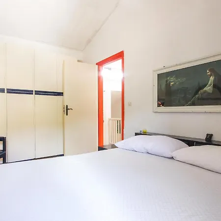 4 Bedroom Cozy In * Cetraro